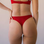 Red bamboo high-waisted thongs